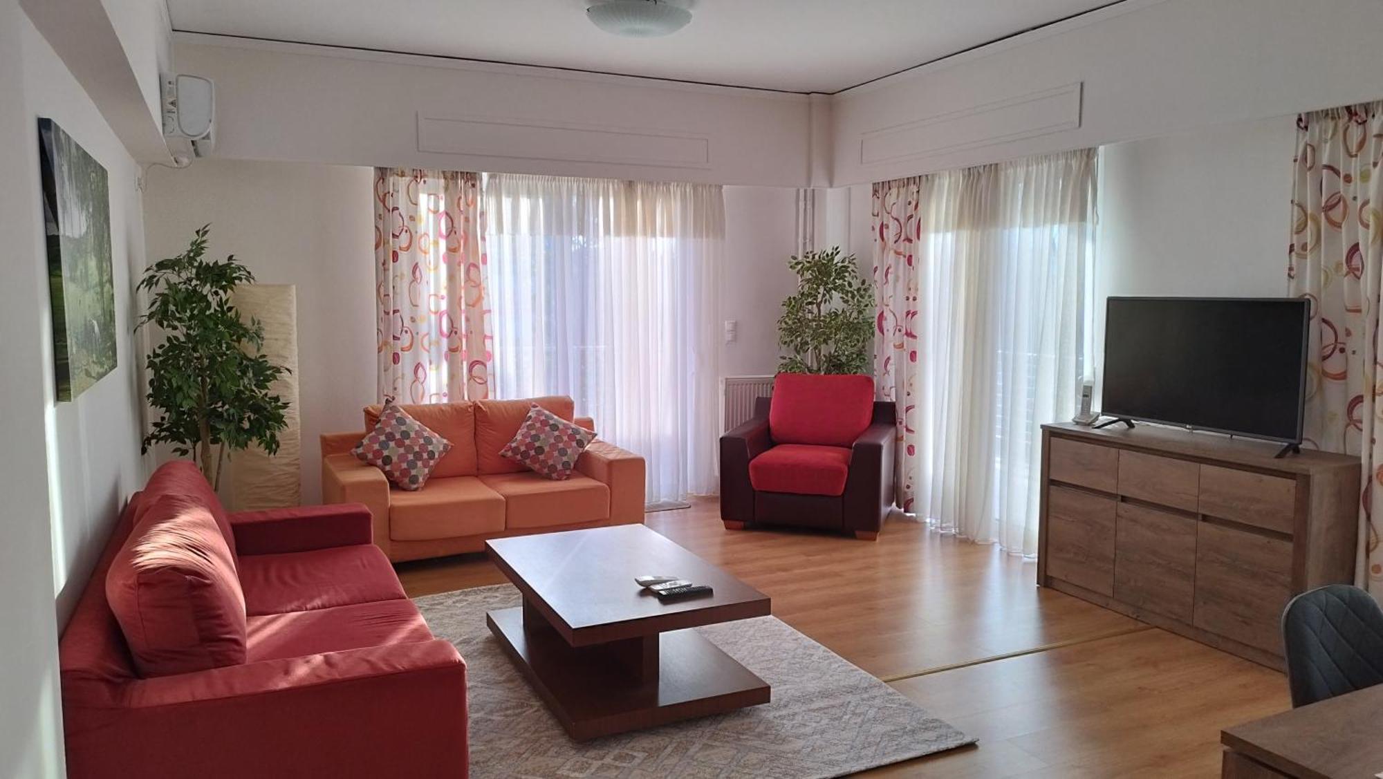 Spacious Flat Ideal For Families * Athens