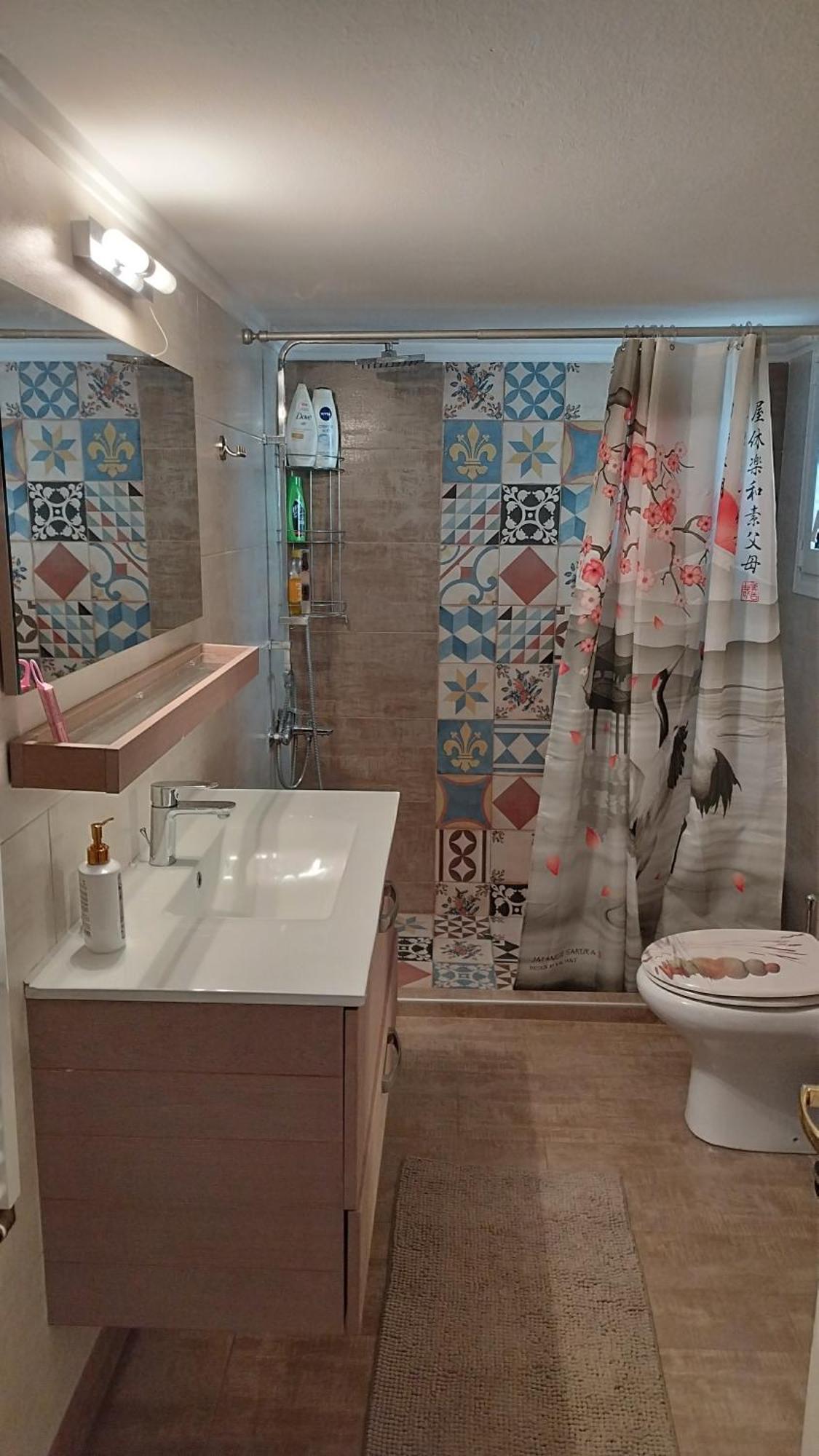 Spacious Flat Ideal For Families